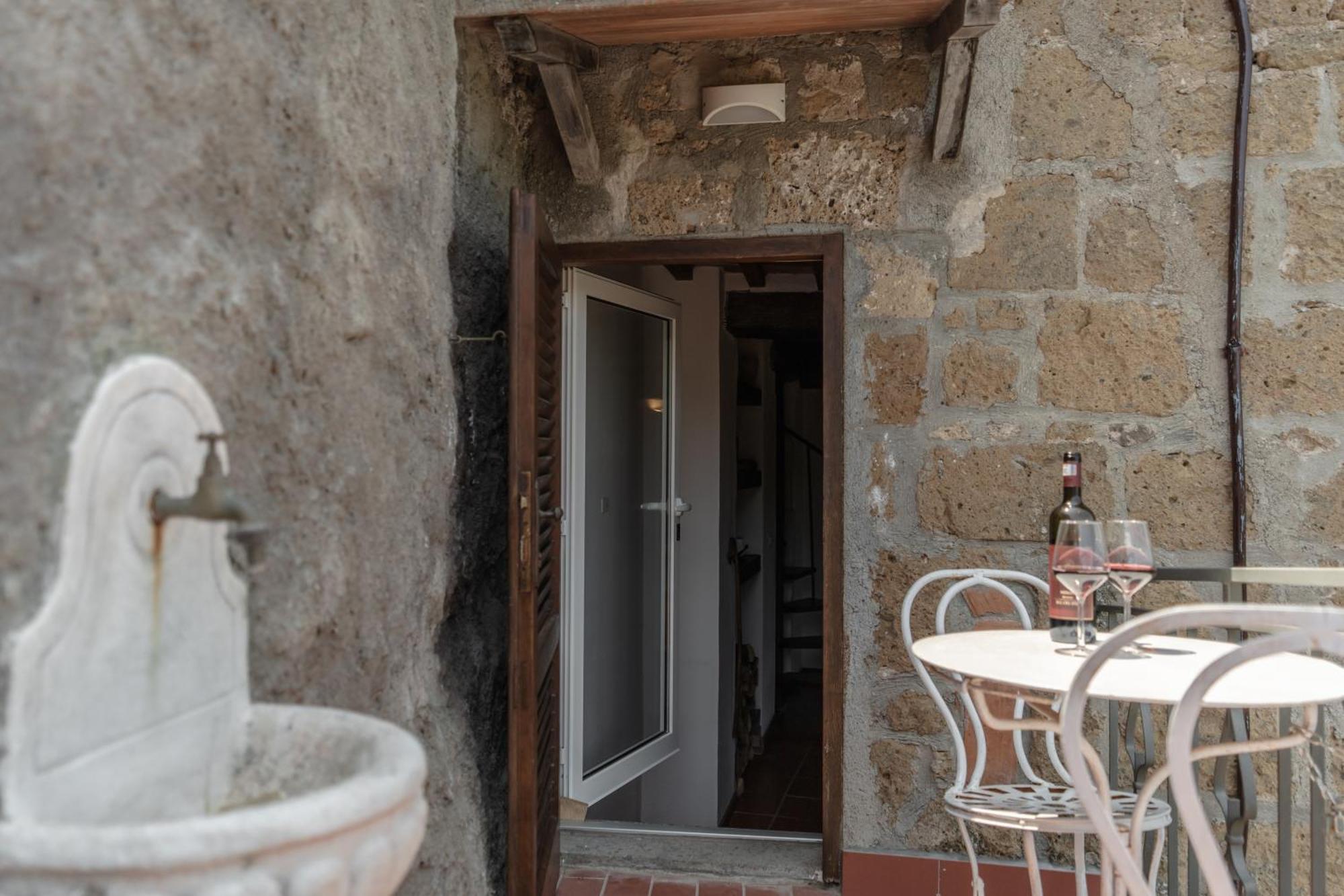 Antica Porta Di Sovana Pitigliano Zewnętrze zdjęcie